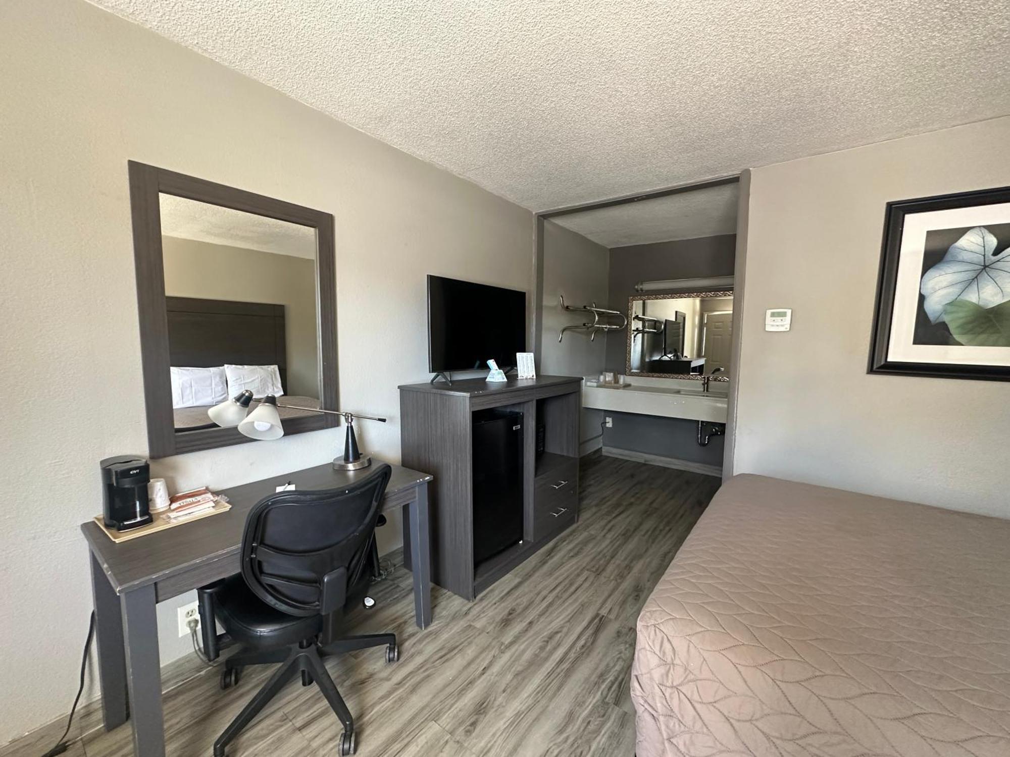 Executive Inn Locust Grove By Capital O Εξωτερικό φωτογραφία
